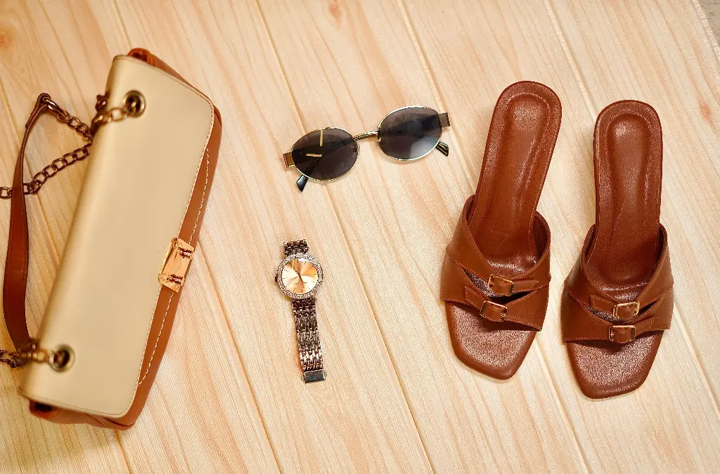 BRUNELLE-BROWN STILLETTO HEEL