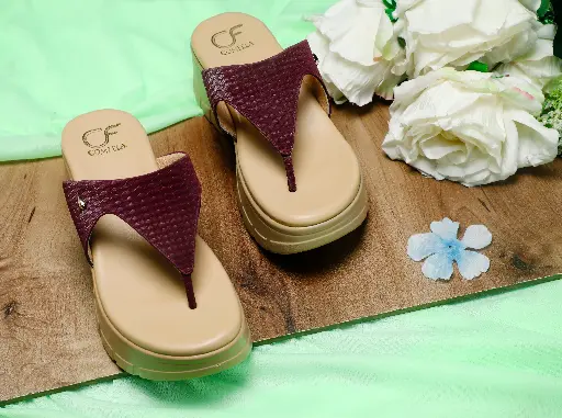 NOOR WEDGES - CHERRY